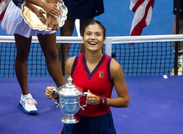 体育山东省水上运动管理中心组织爱心捐款助力五莲抗击疫情