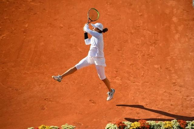 搞笑视频：足坛五大舞蹈排名，第一名猜猜看这是谁？